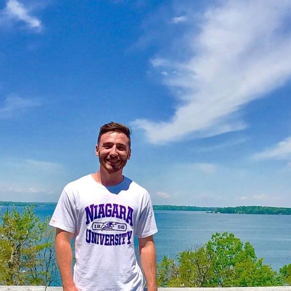 Meet your Posher, Matt - Picture 1 of 1